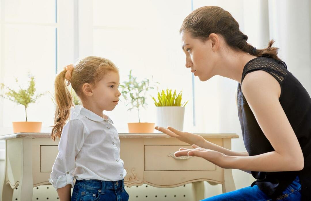 Hvad er årsagerne til sene tale hos børn?