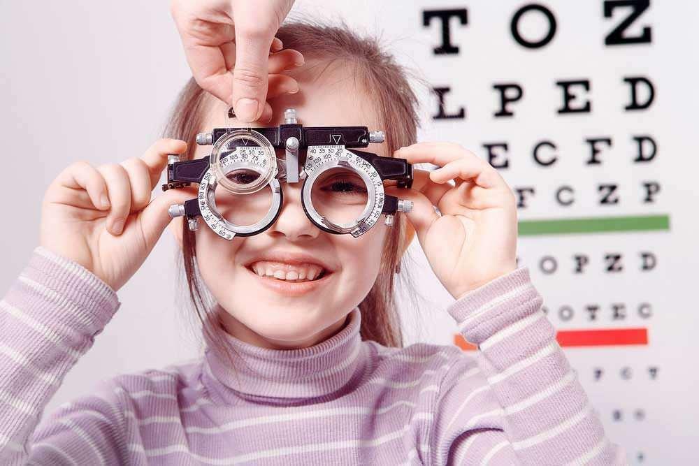  Øjenundersøgelse hos børn