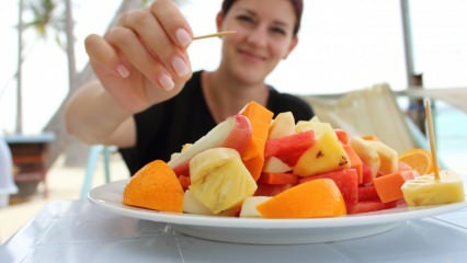 Hvornår skal man spise frugt i kosten? Tager sene spiser frugt vægt?