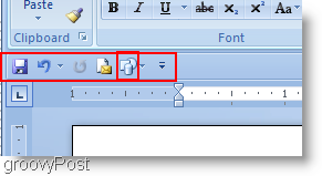 Microsoft Word 2007-former føjet til hurtig adgangsmenuen og flyttet under båndet