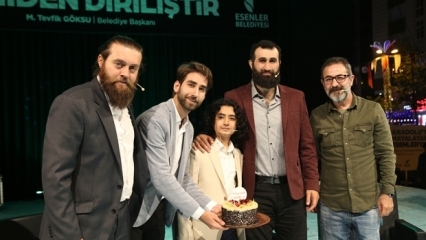 Resurrection Ertuğrul spillere deltog i 'Ramadan Resurrection' begivenhed