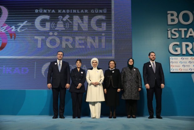 "International kvindedag" deling af First Lady Erdoğan