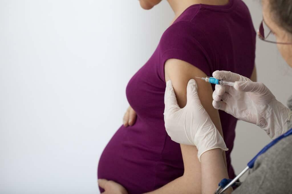 hvornår man skal få stivkrampevaccine under graviditeten