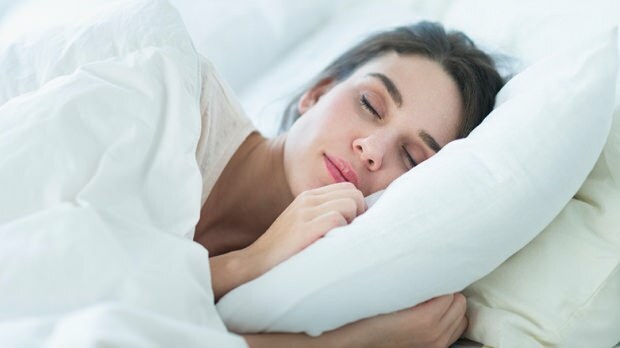 Hvad er årsagerne til at svede i løbet af nattesøvnen? Hvad er godt til at svede?