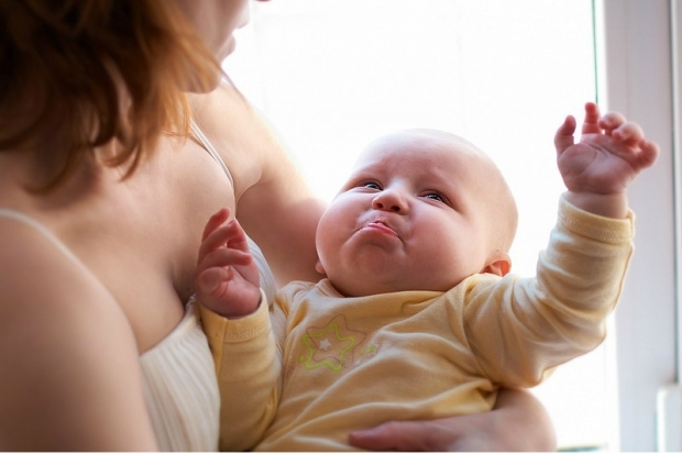 Hvad er brystafvisning? Hvorfor vil babyer ikke sutte?