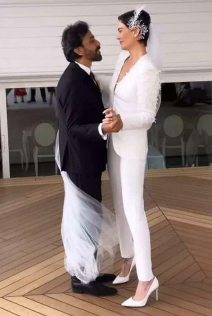 Sevcan Yaşar og İrsel Çivit blev gift