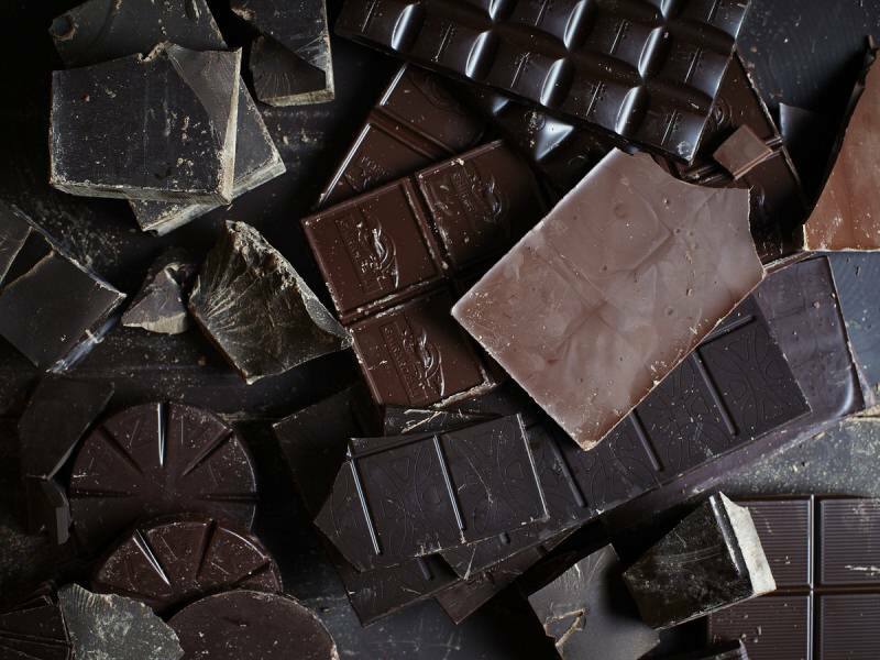 Forøgelse af endorfinhormonet: Hvad er fordelene ved mørk chokolade? Forbrug af mørk chokolade ...