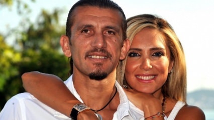Fødselsdags overraskelse for sin kone Rüştü Recber, der spiser coronavirus fra Işıl Recber