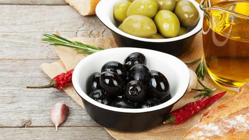 Hvornår skal der gives oliven til babyer?