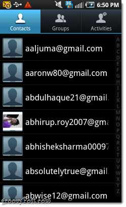 tonsvis af e-mail-kontakter i en Android-telefon