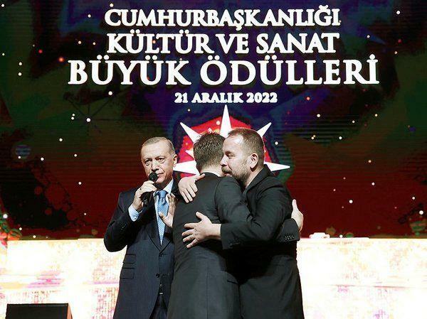 Præsident Erdogan forsonede Akkor-brødrene
