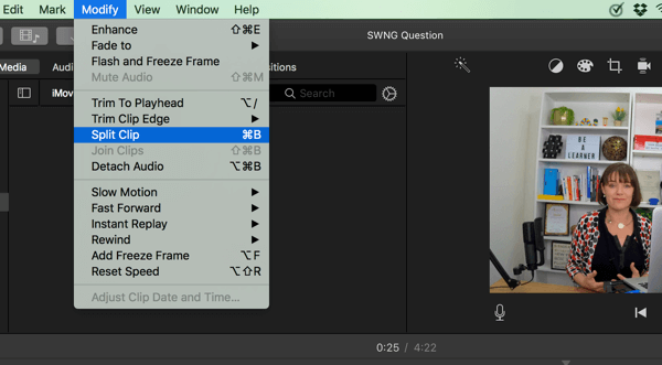 I iMovie skal du opdele din video i segmenter ved at vælge Rediger> Opdel klip.