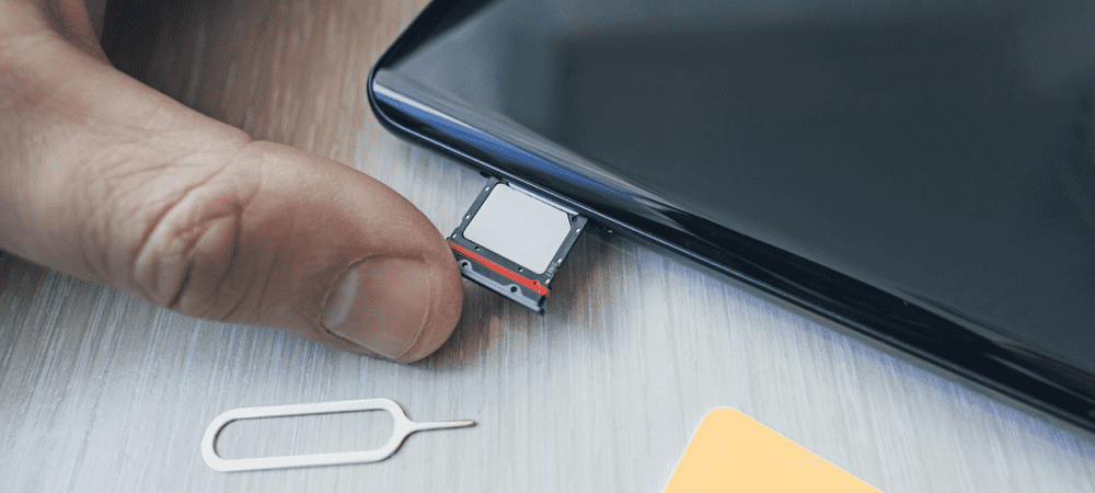 Åbning af SIM-kortåbningen på iPhone eller Android