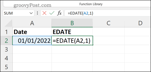Indtastning af en EDATE-formel i formellinjen i Excel