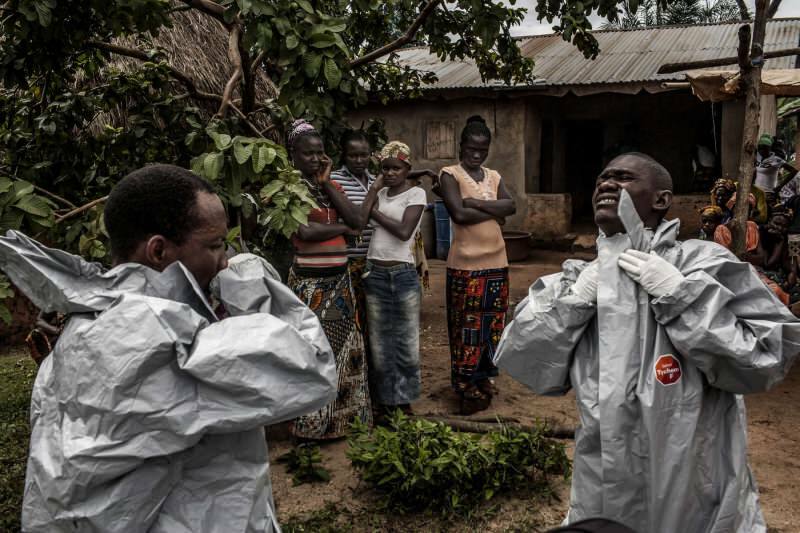 Ebola i Afrika forårsagede frygt og panik