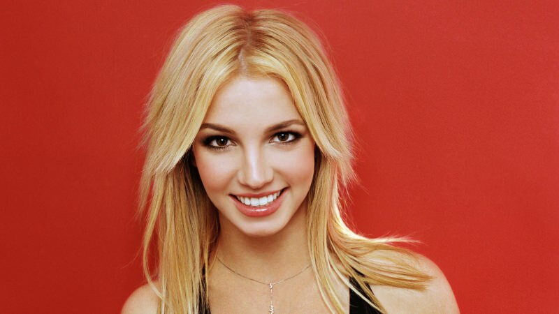 Den verdensberømte sangerinde Britney Spears brændte sit hjem! Hvem er Britney Spears?