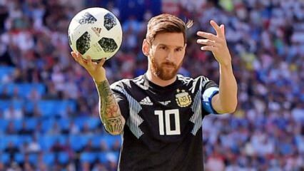Fodboldspiller Messi havde kostumet "Opstandelse" på!
