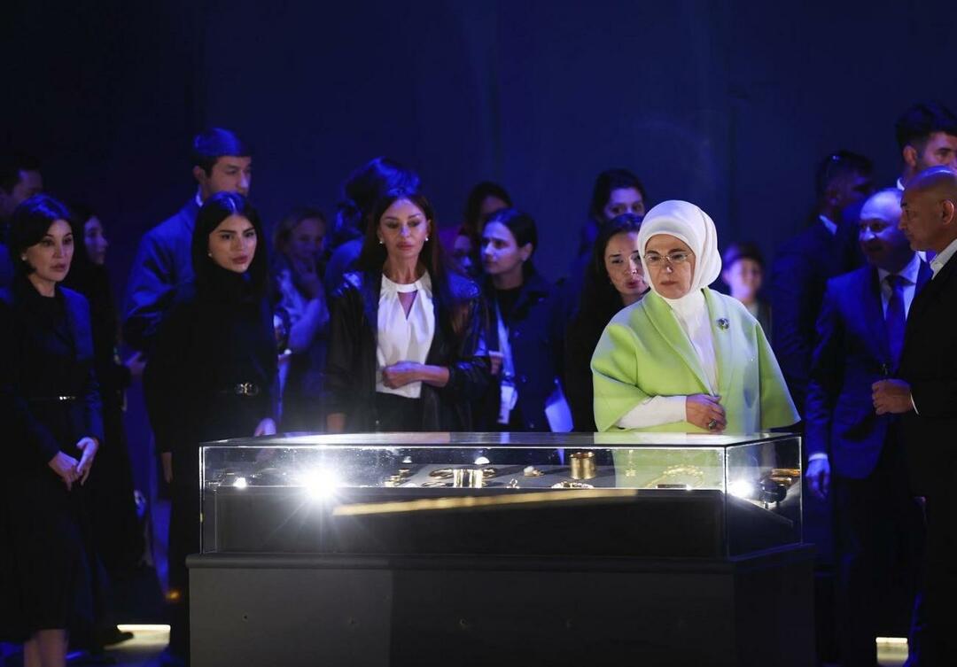 Emine Erdoğan mødtes med ledernes koner
