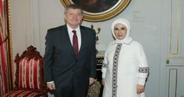 Førstedame Erdoğan mødtes med FN's vicegeneralsekretær!