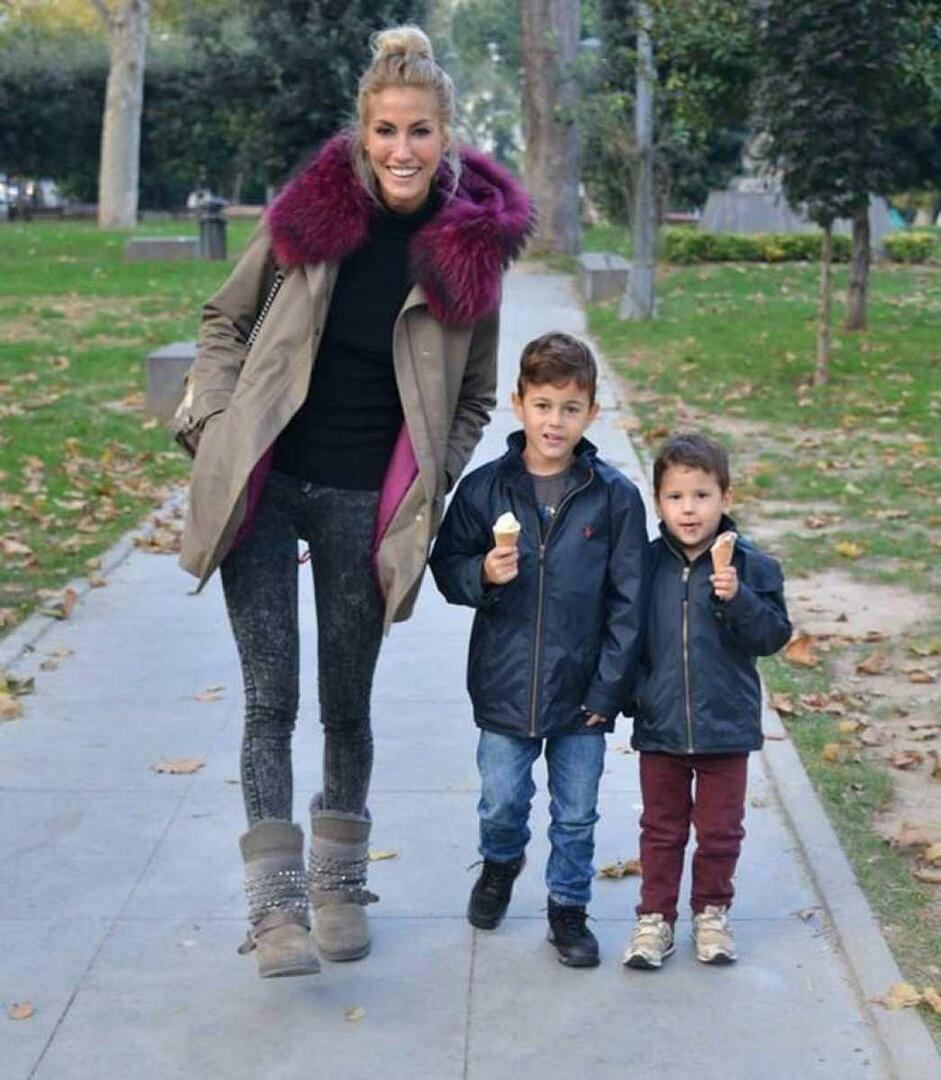 Çağla Şikel og hendes børn