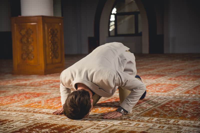 Hvad er en kamat, hvordan kan jeg bringe den i bøn? Kamet bøn i arabisk udtale