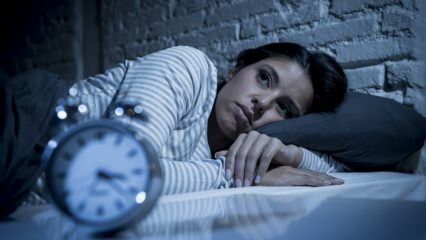 Hvad er skadene ved utilstrækkelig søvn? Hvad sker der, hvis vi ikke sover en dag?