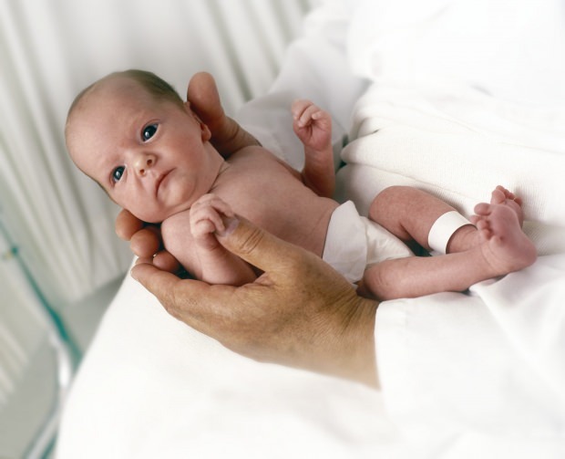 Hvad er Phenylketonuria sygdom hos spædbørn?