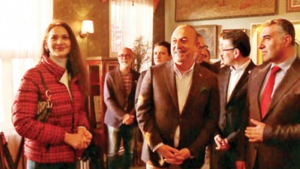 Minister Mevlüt Çavuşoğlu besøgte sættet med konfrontationsserien