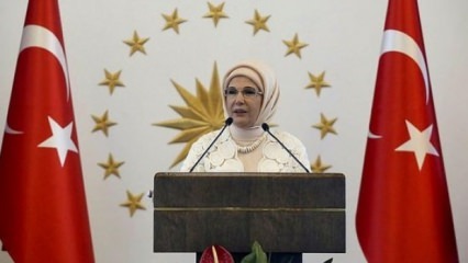 First Lady Erdoğan hilste hustruer fra ambassadører velkommen