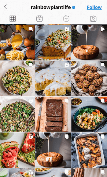 eksempel på screenshot af @rainbowplantlife instagram-feedet, der viser deres veganske mad i dybe, rige toner