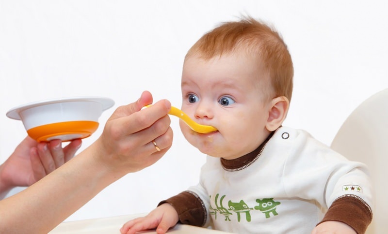 Hvad fodres med babyer ved morgenmaden? Hvad skal der være i baby morgenmaden?